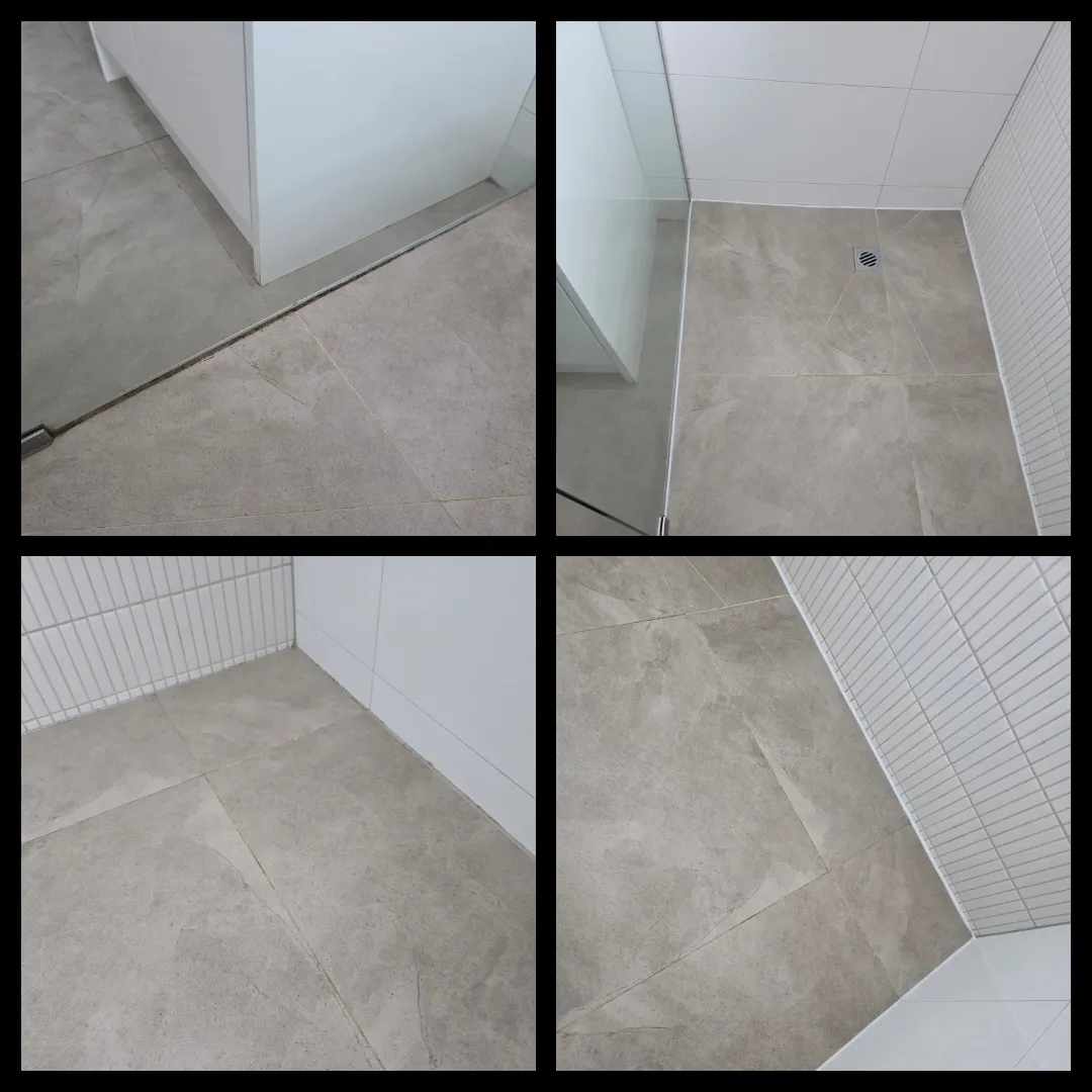 Shower floor tiling 4-panel process